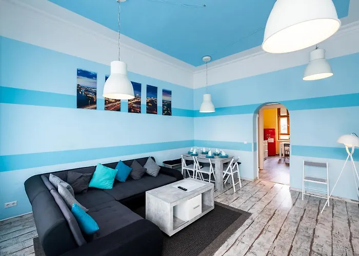 Bis 8 Personen * Berlino